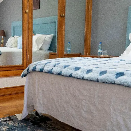 Casa De Santo Amaro * Carrazedo (Aveiro)